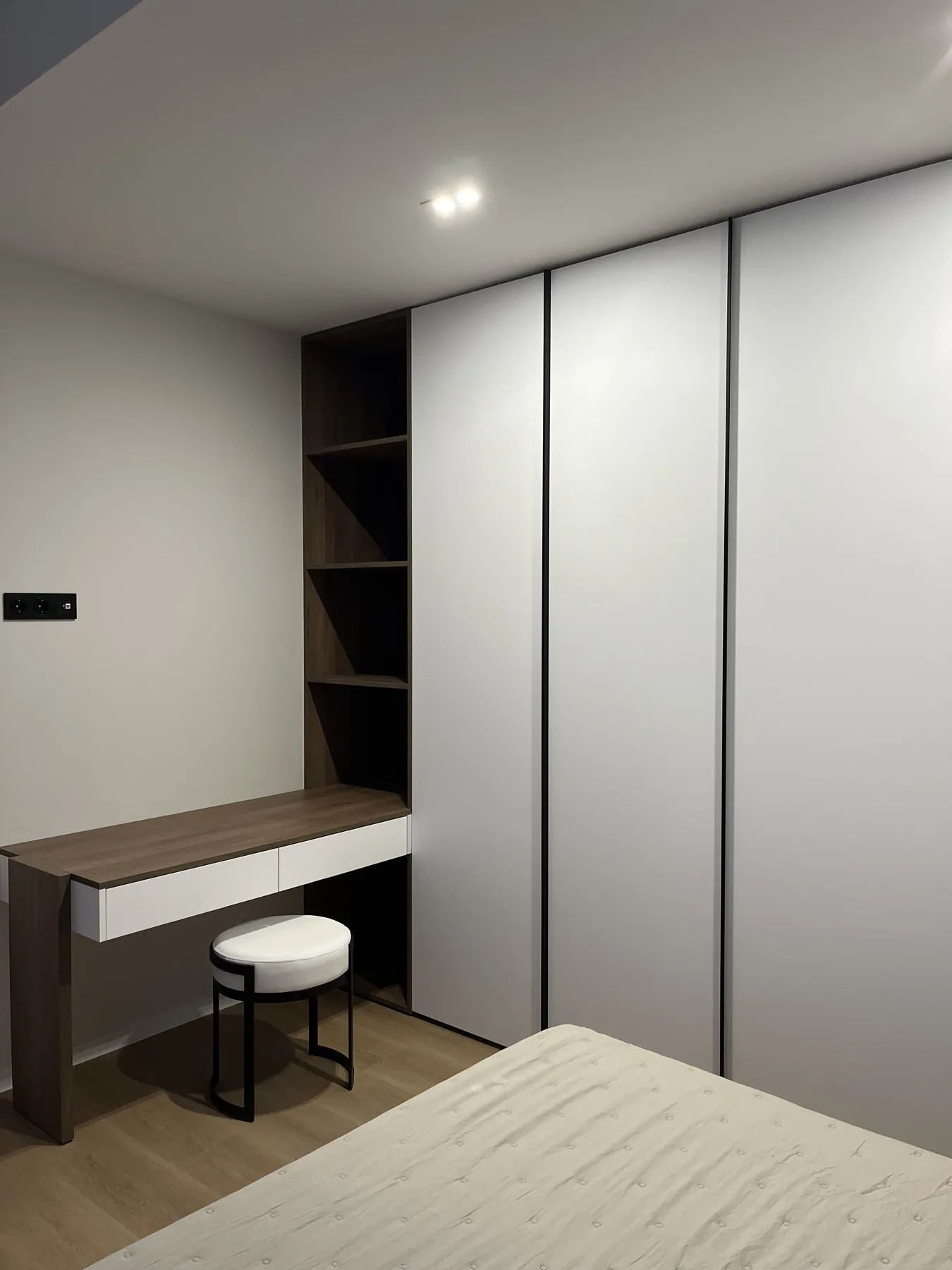 Comercial & birouri